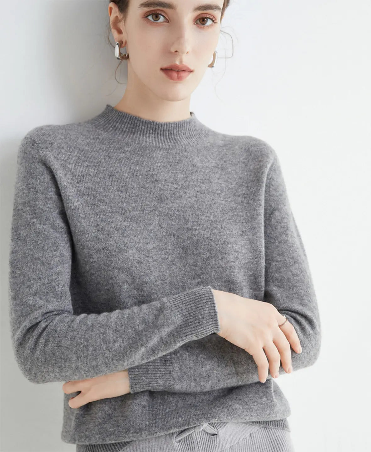 Basic Sweater 100% Merino Wool