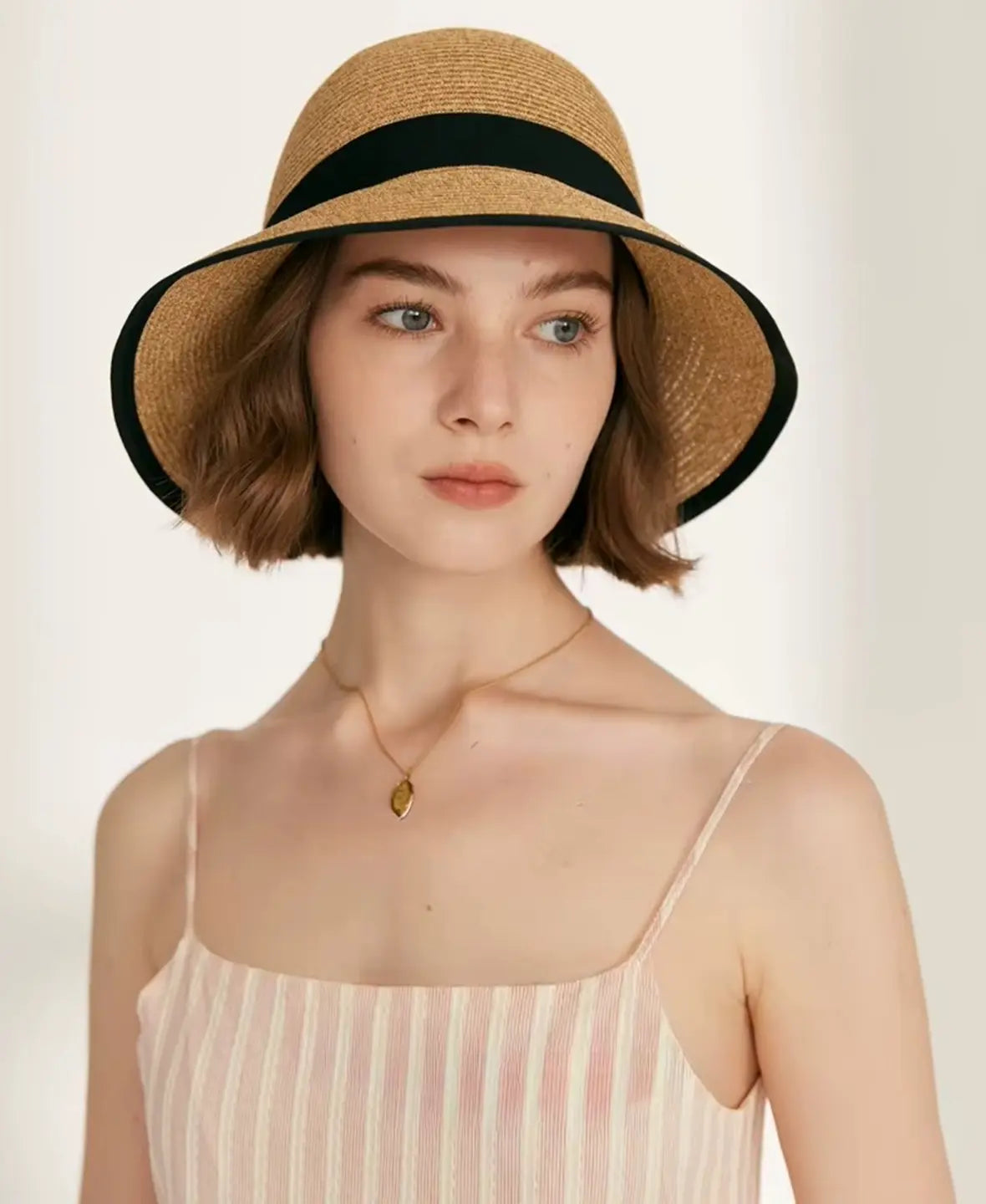 Chic Bow Straw Hat