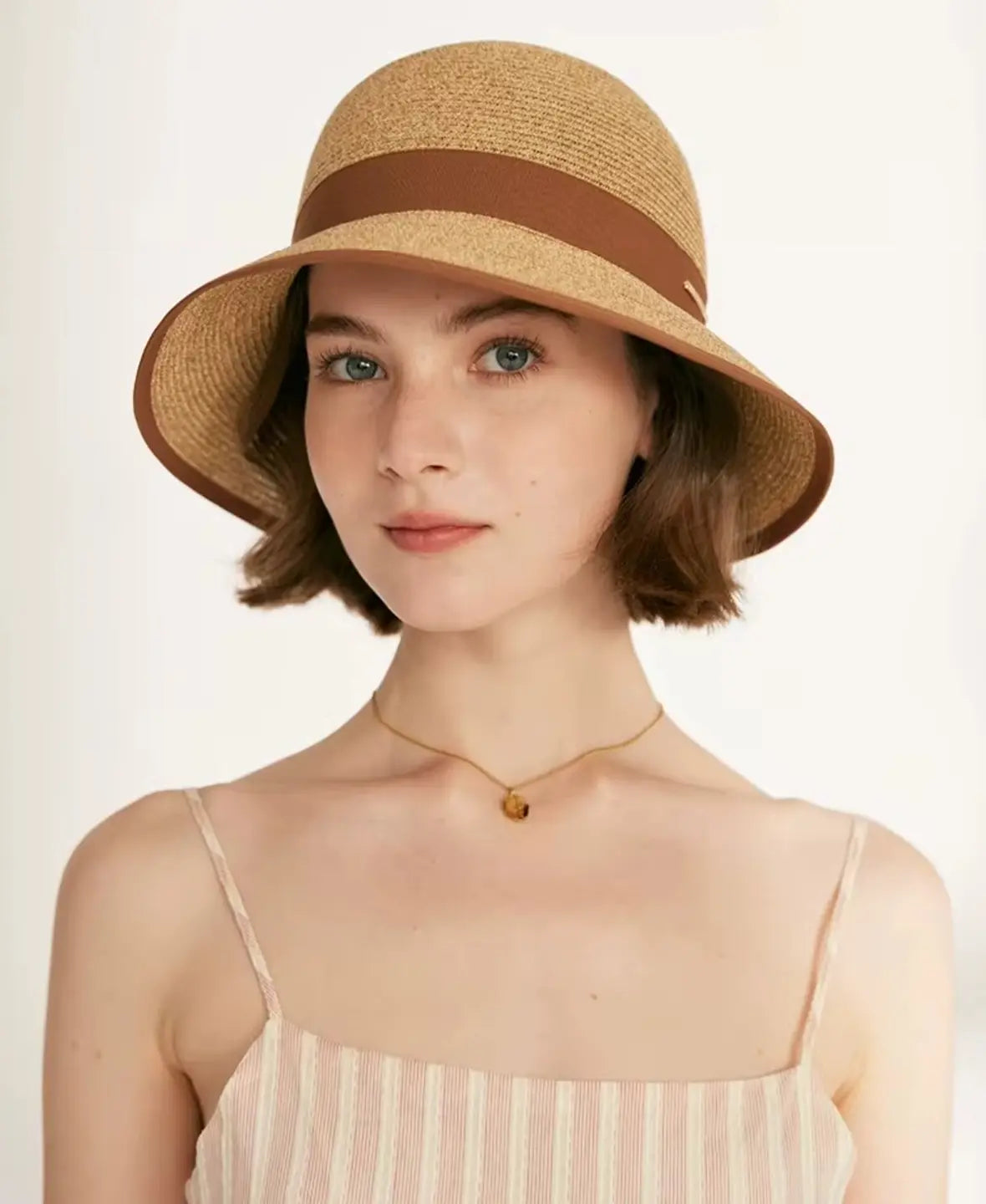 Chic Bow Straw Hat